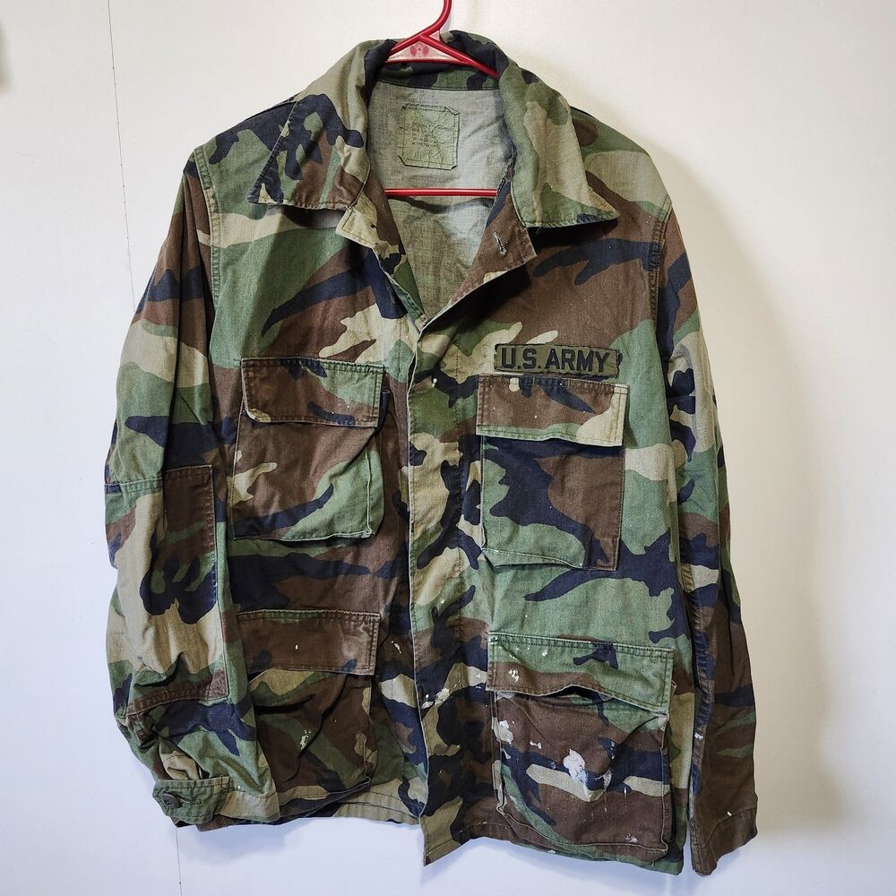 Vtg 1985 US Army Woodland Camo BDU Field Jacket Coat Medium Regular Distressed